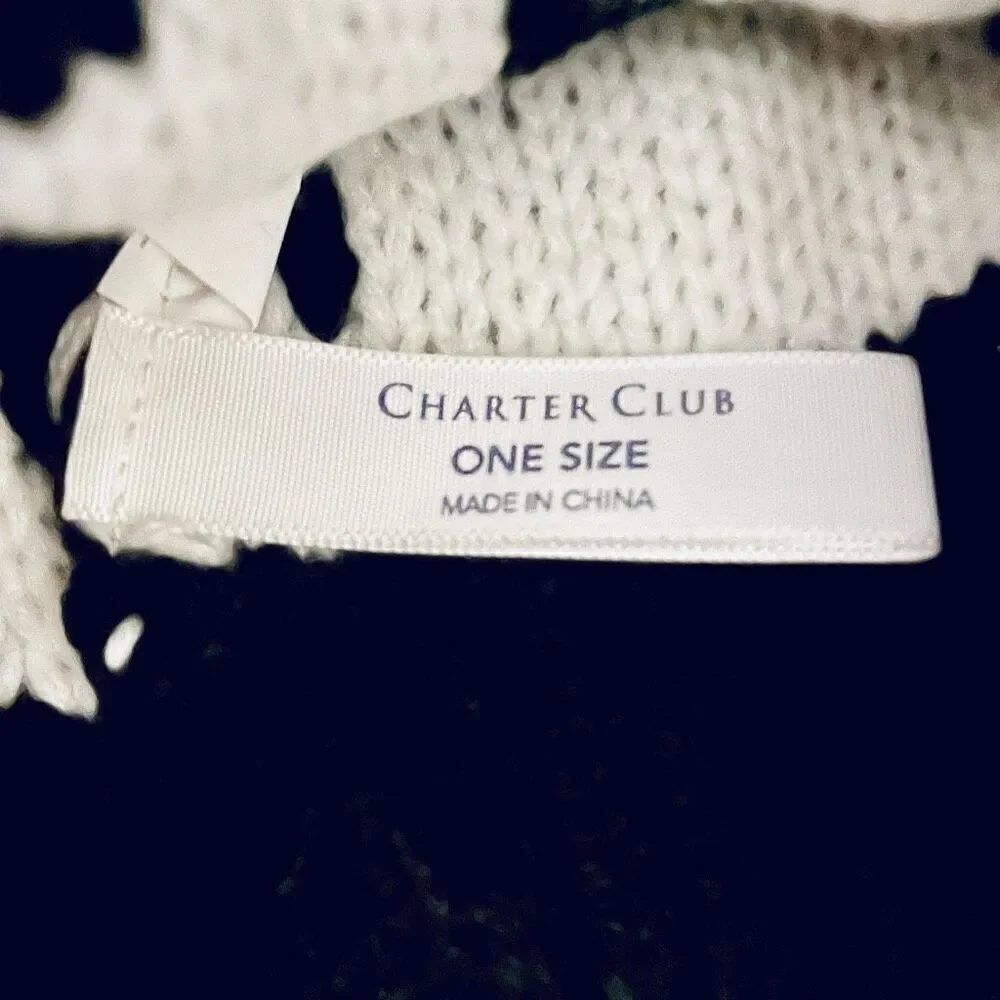 NWT Charter Club Black & White Snowflakes Nordic Beanie Pom Pom Gloves 2 Pc Set